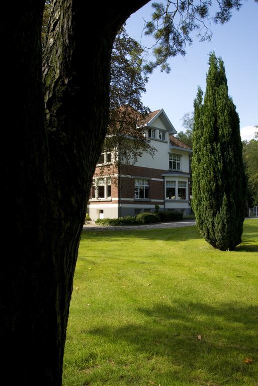 B&B Bloemenweelde Genk Exterior photo